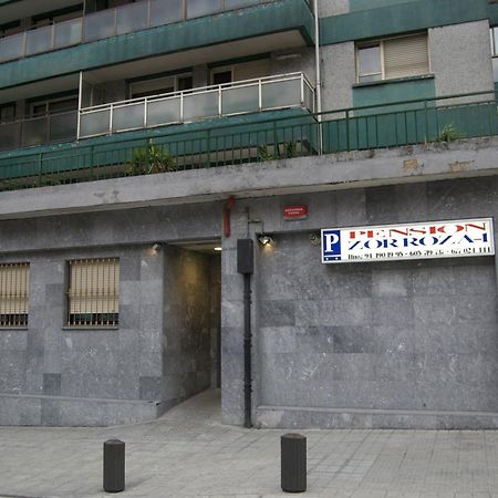 Pension Zorroza 1 Bilbau Exterior foto